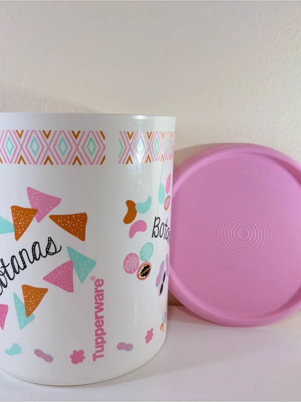 Tupperware 